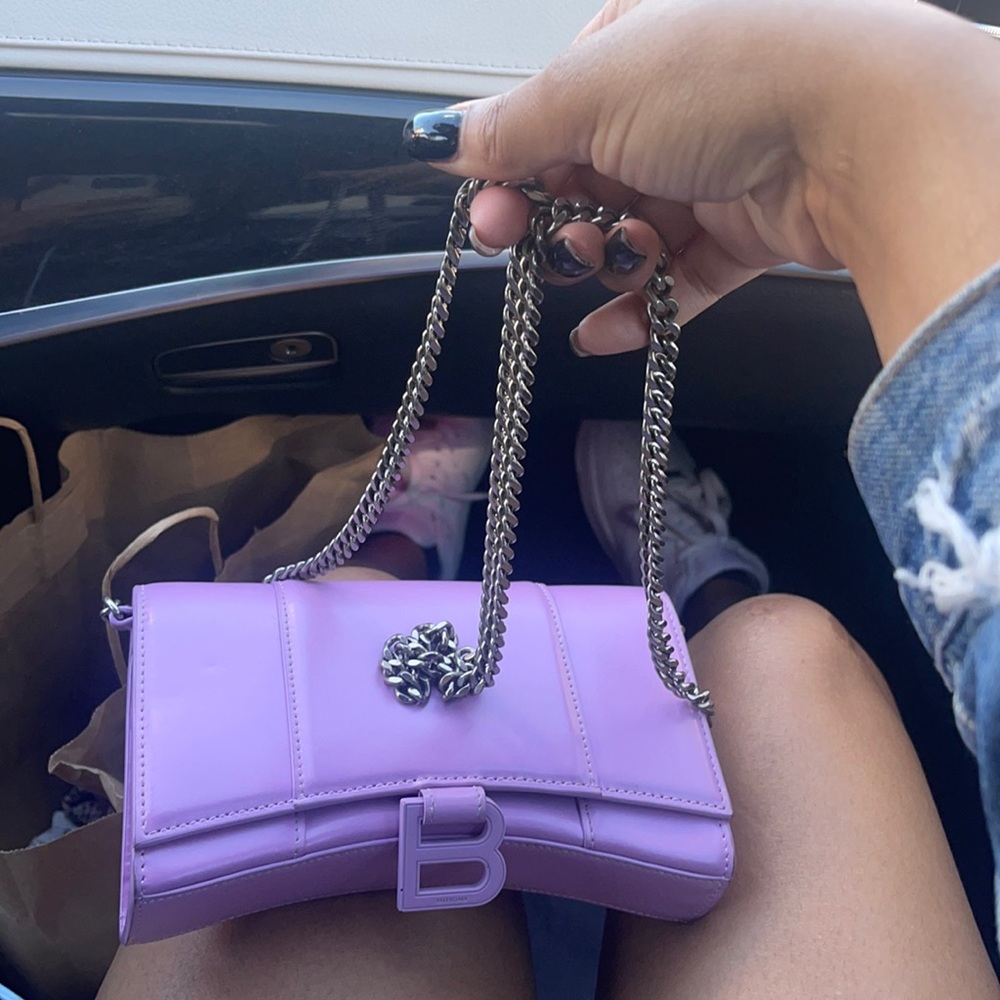 Balenciaga Hourglass Wallet w. Chain Lilac Includes Dust Bag & Authenticity card